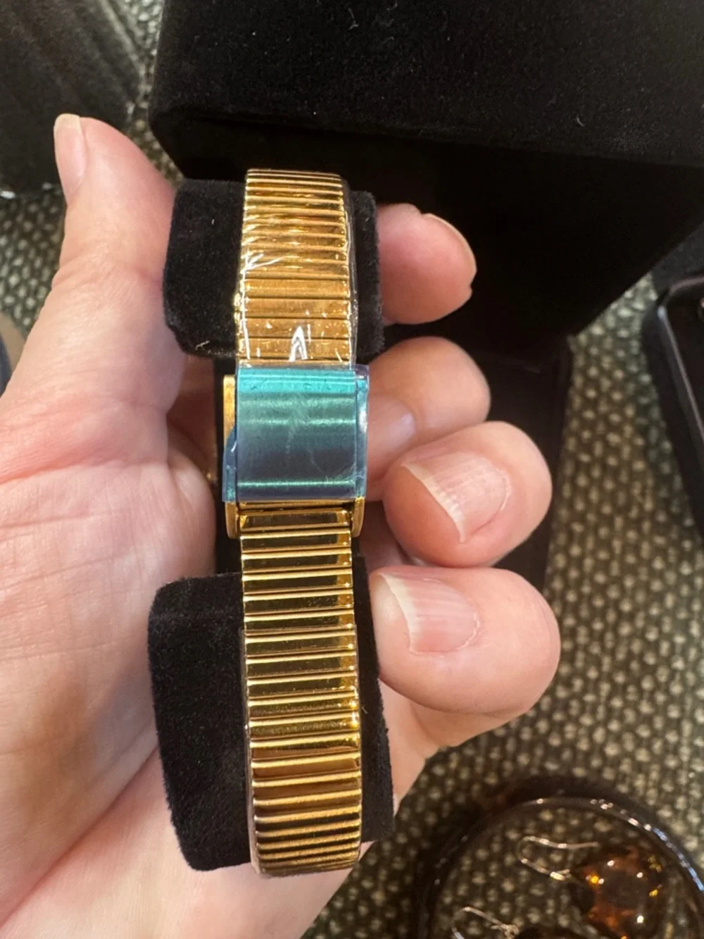 Classic Gold Oval Bracelet Watch - Picture 10 of 14